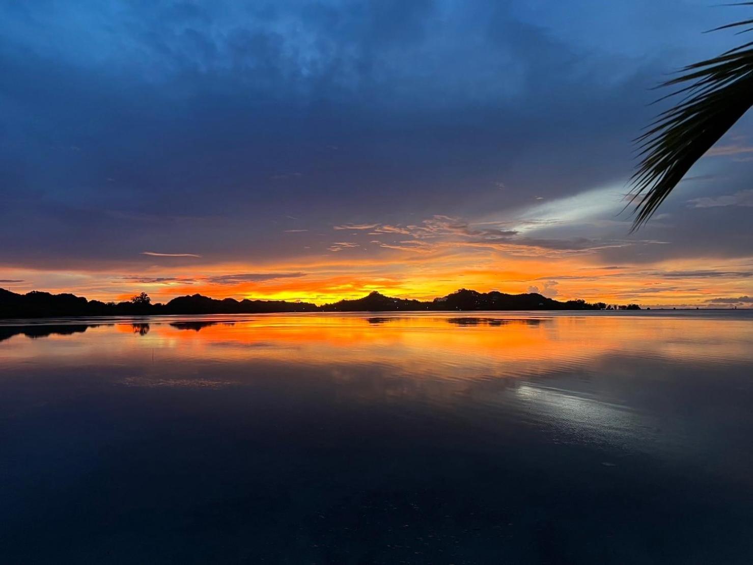 Ocean Star Hotel โครอร์ ภายนอก รูปภาพ
